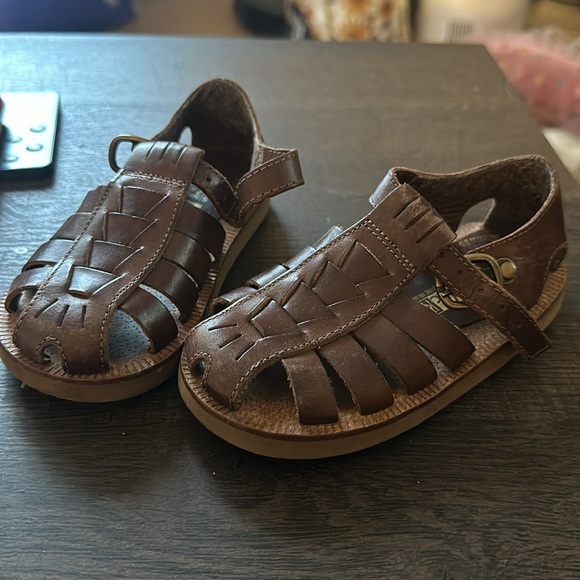 Sandals - Picture 3 of 5